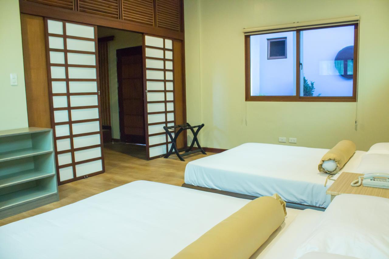 Bed and Breakfast Zen Garden Cavite Екстер'єр фото